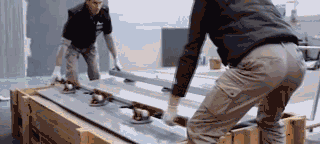 1533177630134023611.gif