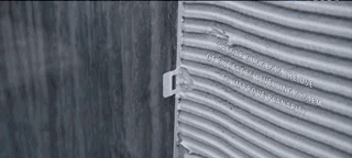 1533177632978079823.gif