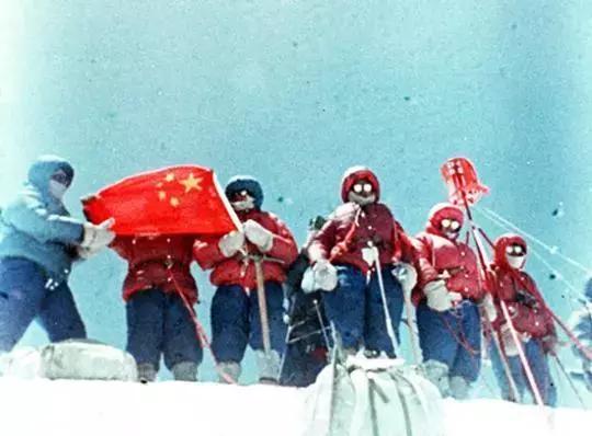我们是健康生活的攀登者